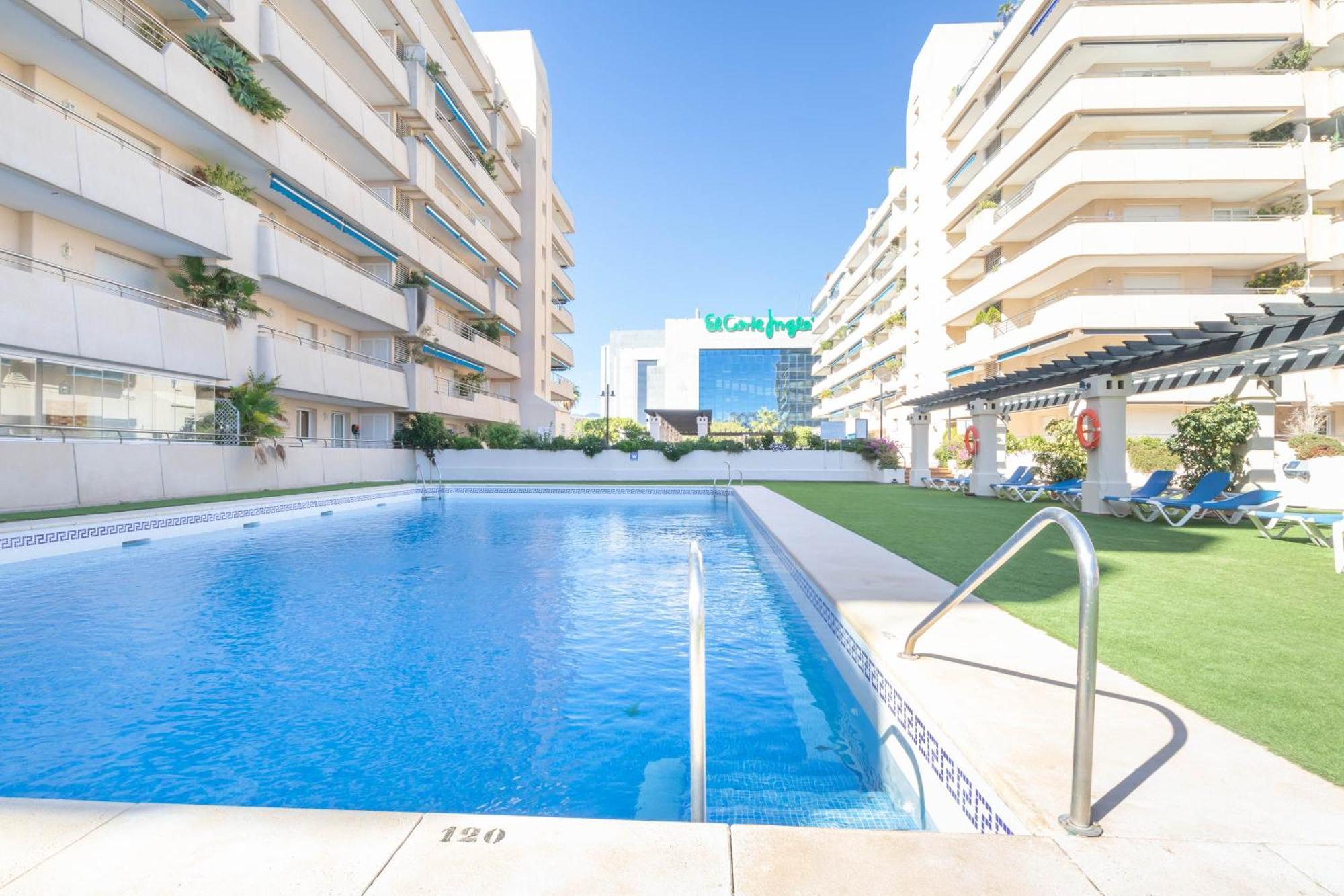 Apartamento Marina Banus Ll Marbella Bagian luar foto